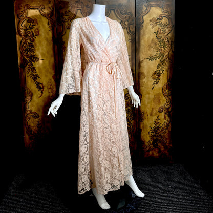 GLYDONS Vintage dressing gown robe, 1960s angel sleeve pink lace duster