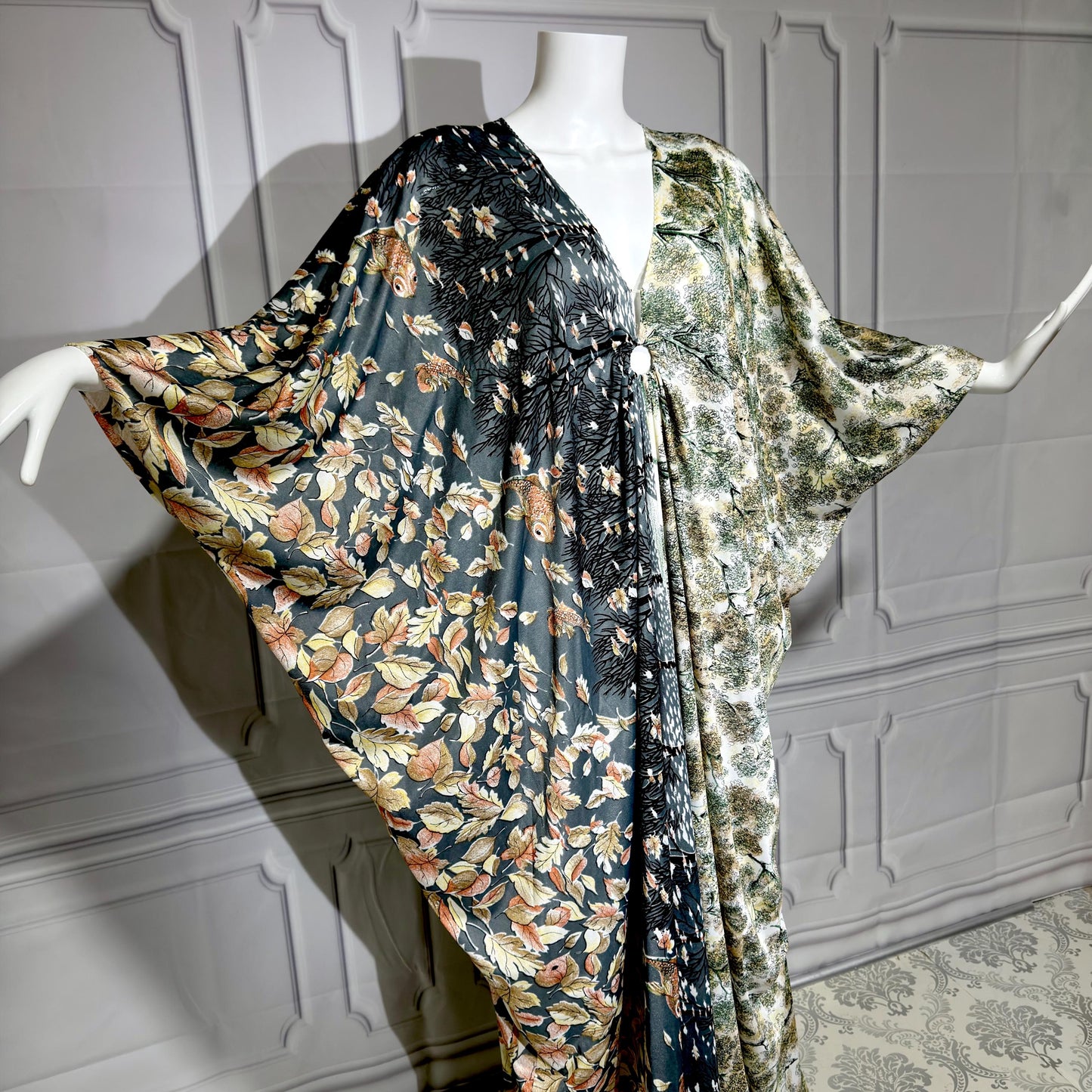 GEORGIE KEYLOUN Vintage 1960s Kaftan Dress, Op Art Koi Fish Party Hostess Caftan