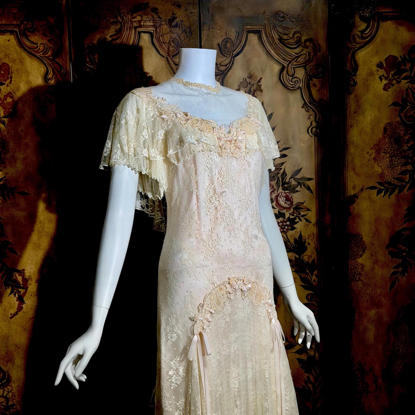 COUNTRY ELEGANCE vintage 1970s wedding dress gown, Susan Lane Romantic Boho Pink french lace dress
