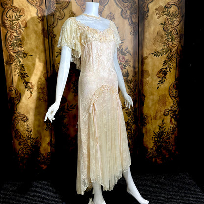 COUNTRY ELEGANCE vintage 1970s wedding dress gown, Susan Lane Romantic Boho Pink french lace dress