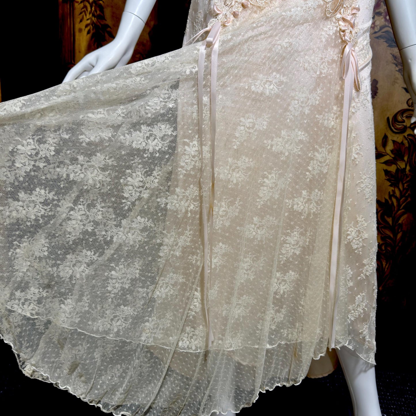 COUNTRY ELEGANCE vintage 1970s wedding dress gown, Susan Lane Romantic Boho Pink french lace dress