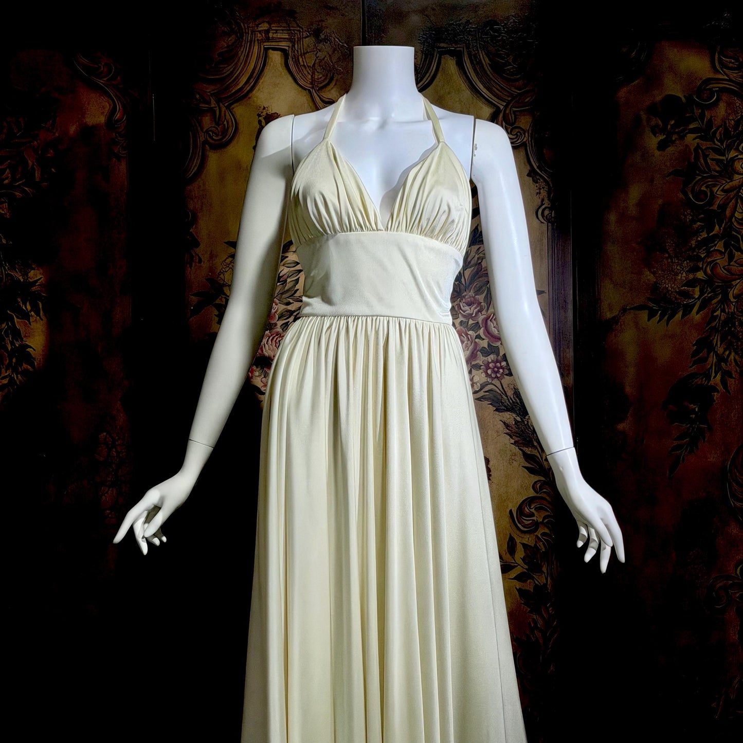ESTEVEZ vintage 1970s cocktail dress, Eva Gabor Look White Marilyn Monroe style halter dress