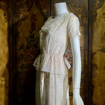 1930s vintage Cotton Day Dress, Ruffle Collar Peplum Batiste Casual Dress