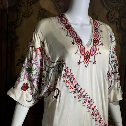 JOSIE NATORI COUTURE vintage Y2K Silk Caftan Dress, white silk embroidered shift dress