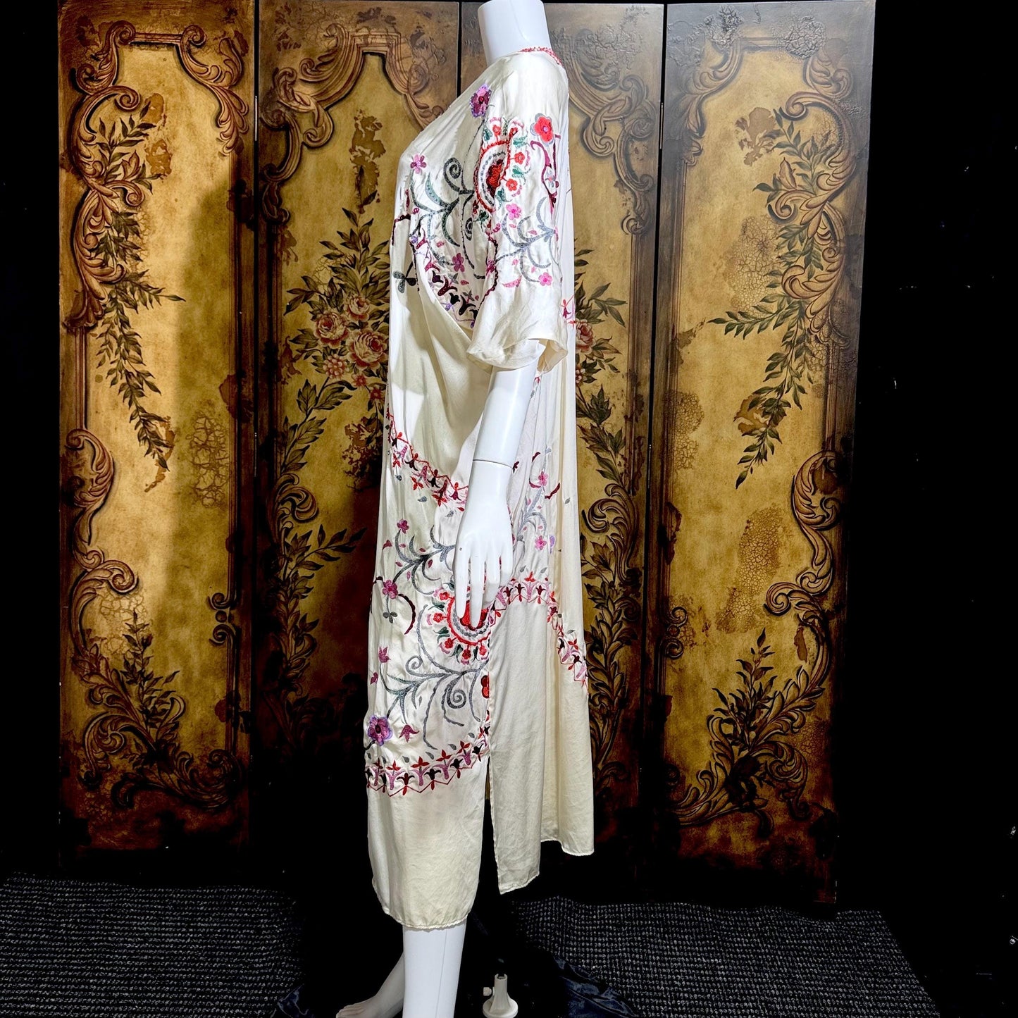 JOSIE NATORI COUTURE vintage Y2K Silk Caftan Dress, white silk embroidered shift dress