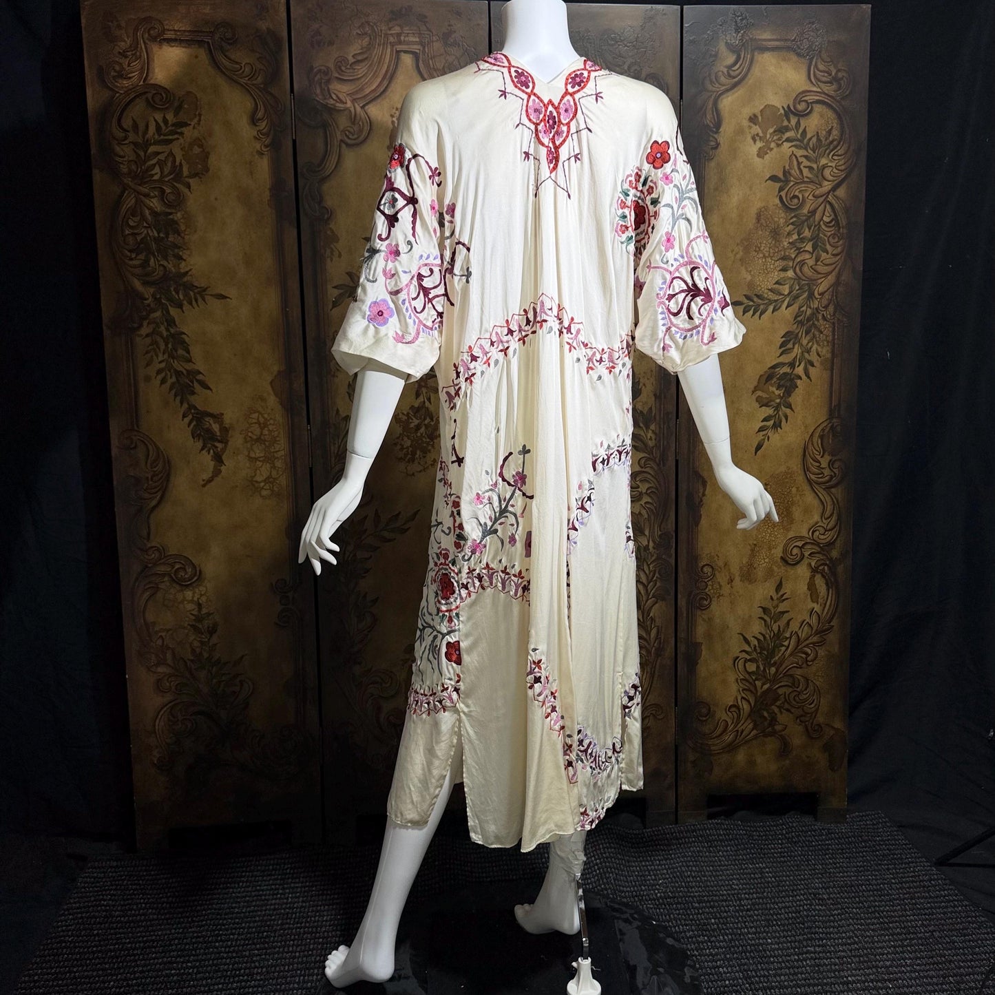 JOSIE NATORI COUTURE vintage Y2K Silk Caftan Dress, white silk embroidered shift dress