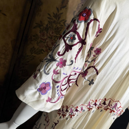 JOSIE NATORI COUTURE vintage Y2K Silk Caftan Dress, white silk embroidered shift dress