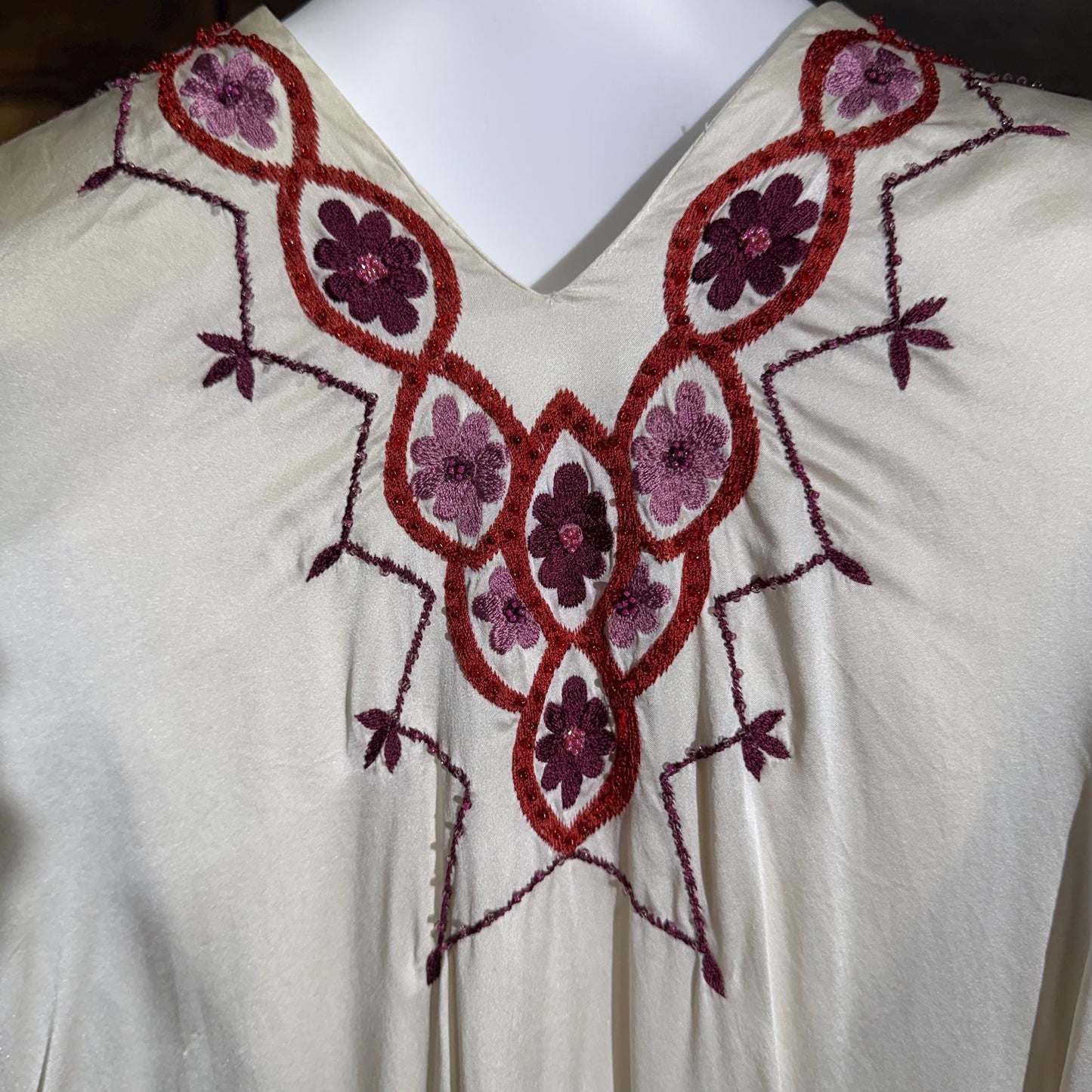 JOSIE NATORI COUTURE vintage Y2K Silk Caftan Dress, white silk embroidered shift dress
