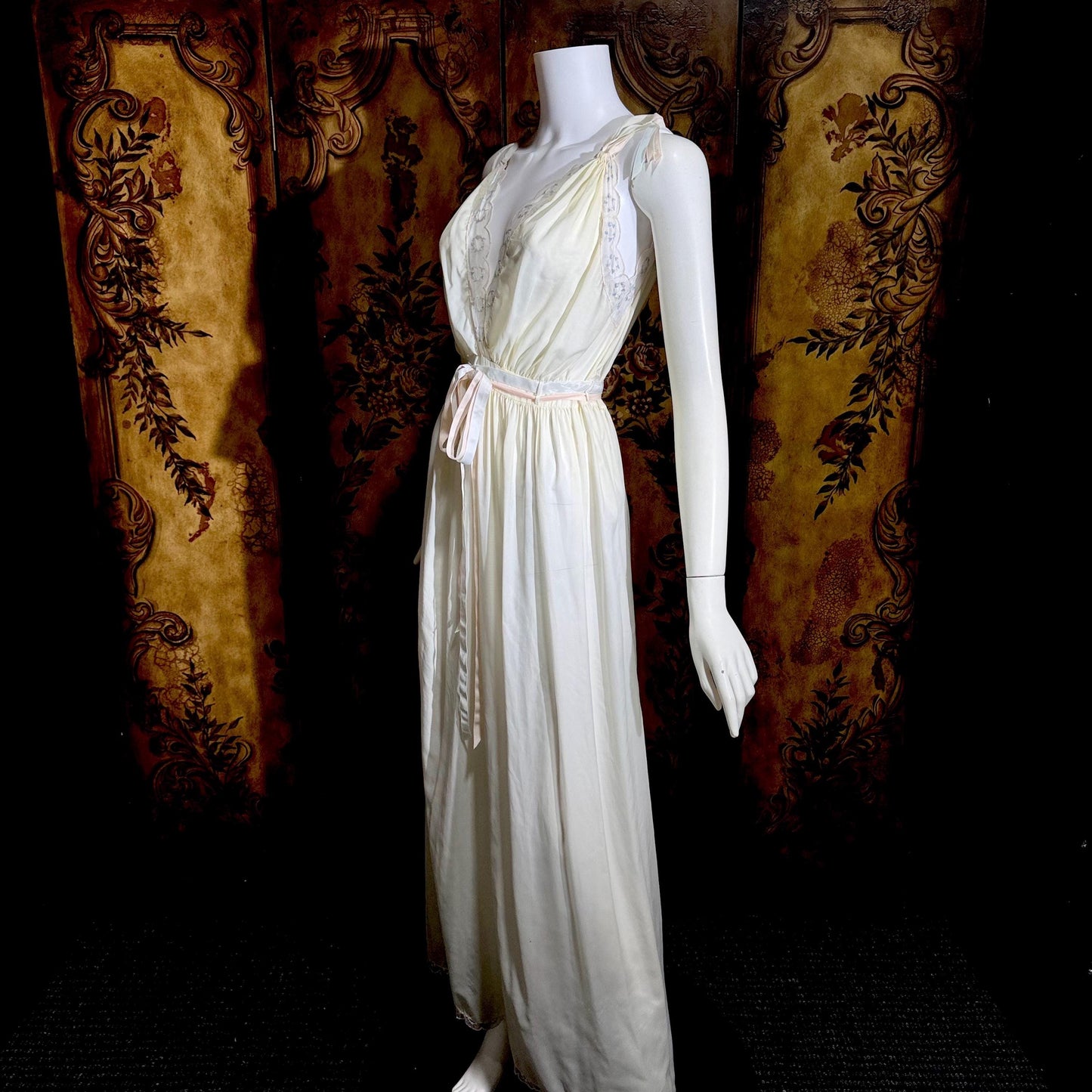 B ALTMAN vintage 1950s nightgown slip dress, Two Roses creamy white lingerie dress