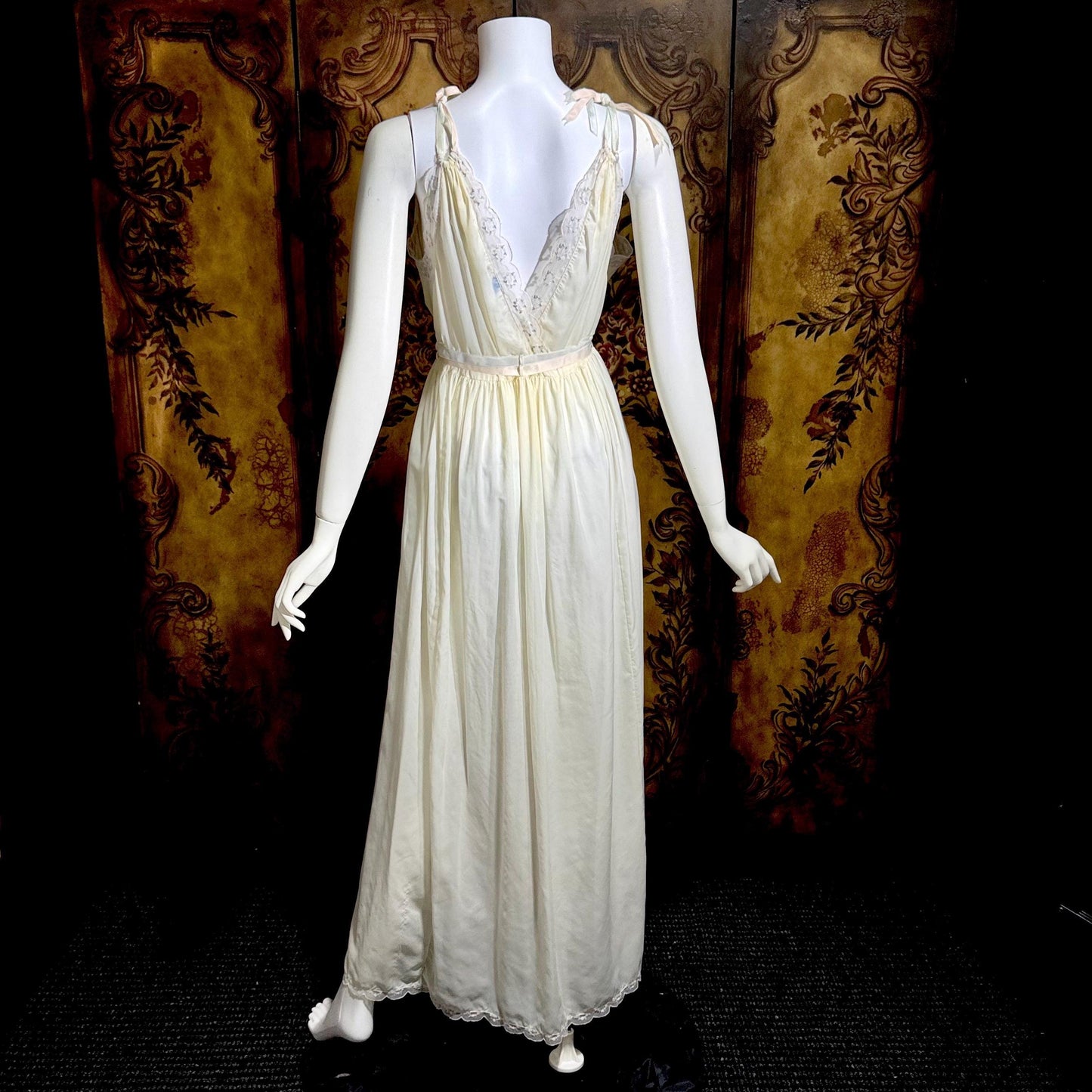 B ALTMAN vintage 1950s nightgown slip dress, Two Roses creamy white lingerie dress