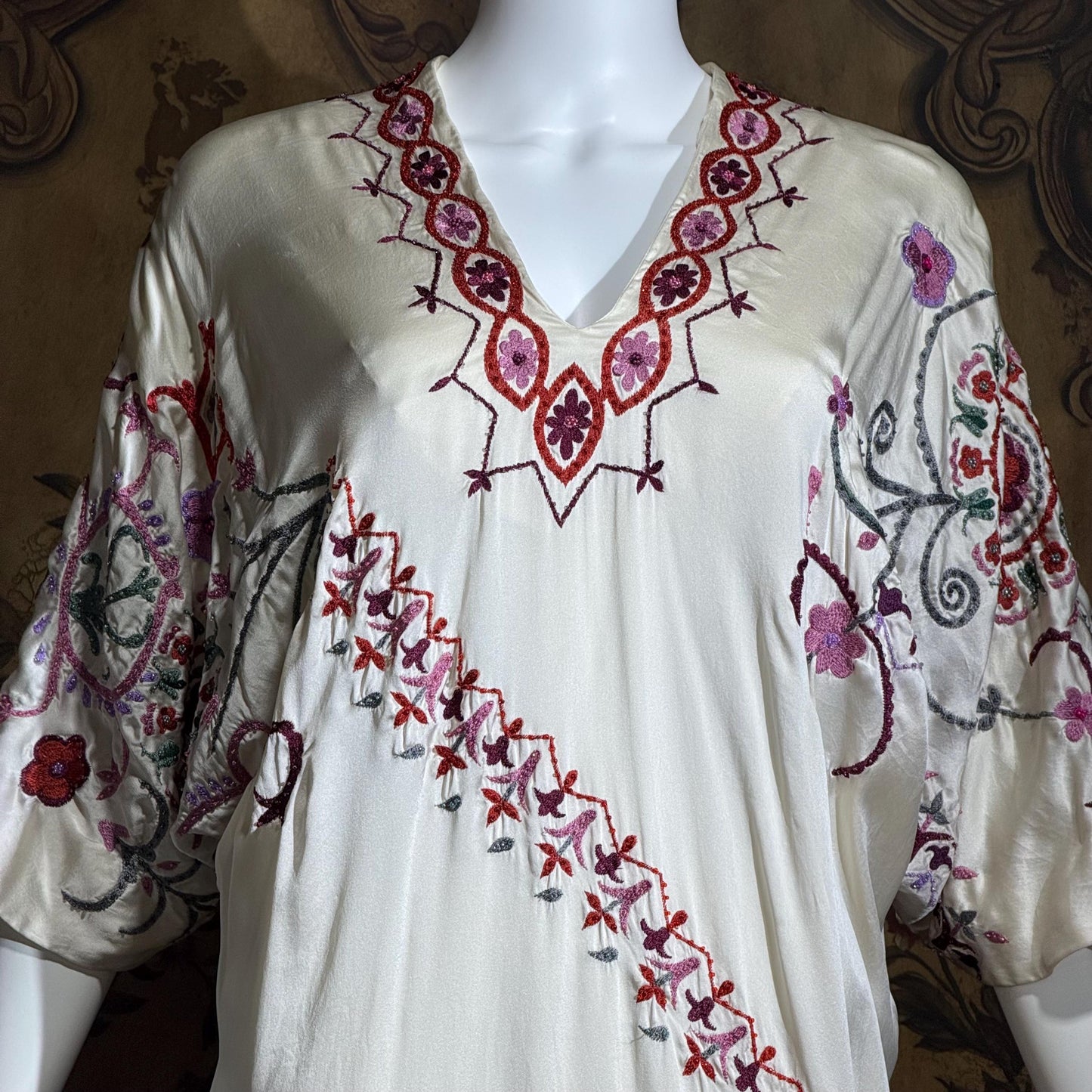 JOSIE NATORI COUTURE vintage Y2K Silk Caftan Dress, white silk embroidered shift dress