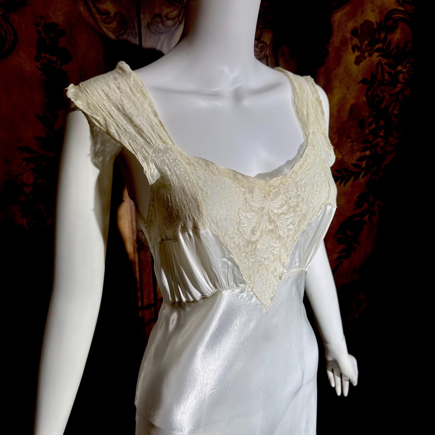 GODFRIED vintage 1930s Nightgown Slip Dress, Shiny white rayon lingerie dress
