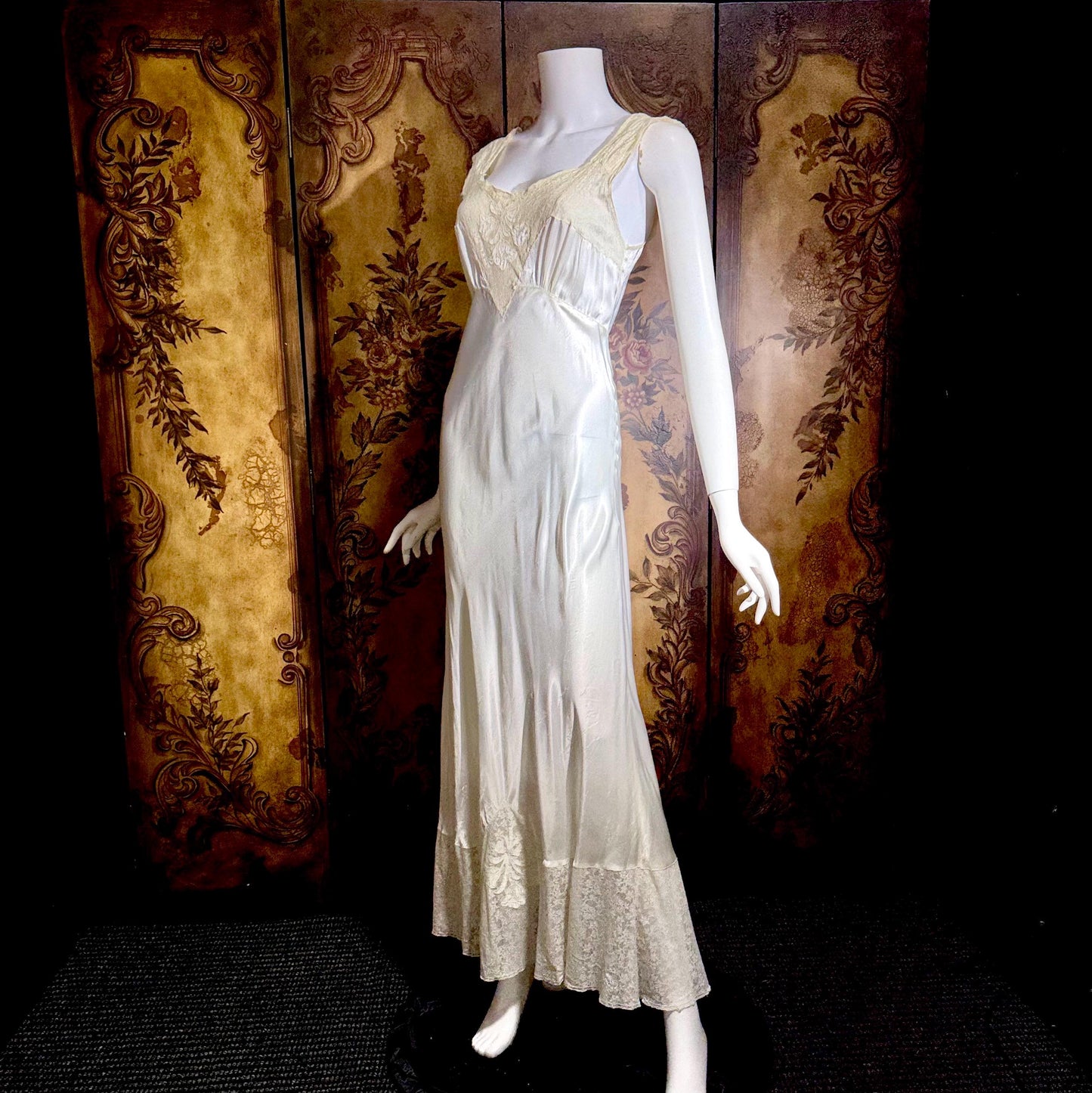 GODFRIED vintage 1930s Nightgown Slip Dress, Shiny white rayon lingerie dress