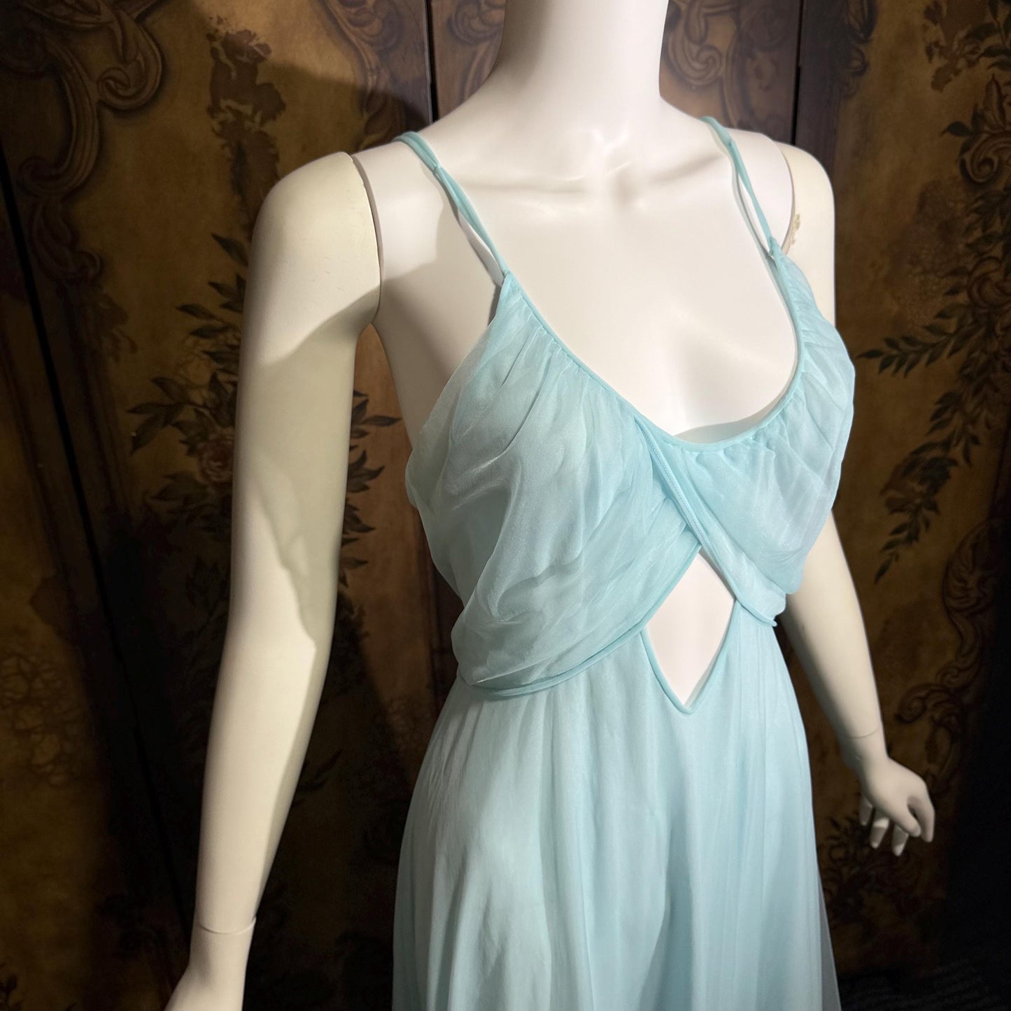 VIRGINIA WALLACE vintage nightgown robe set, 1960s Powder blue double layer chiffon, lingerie slip dress peignoir set