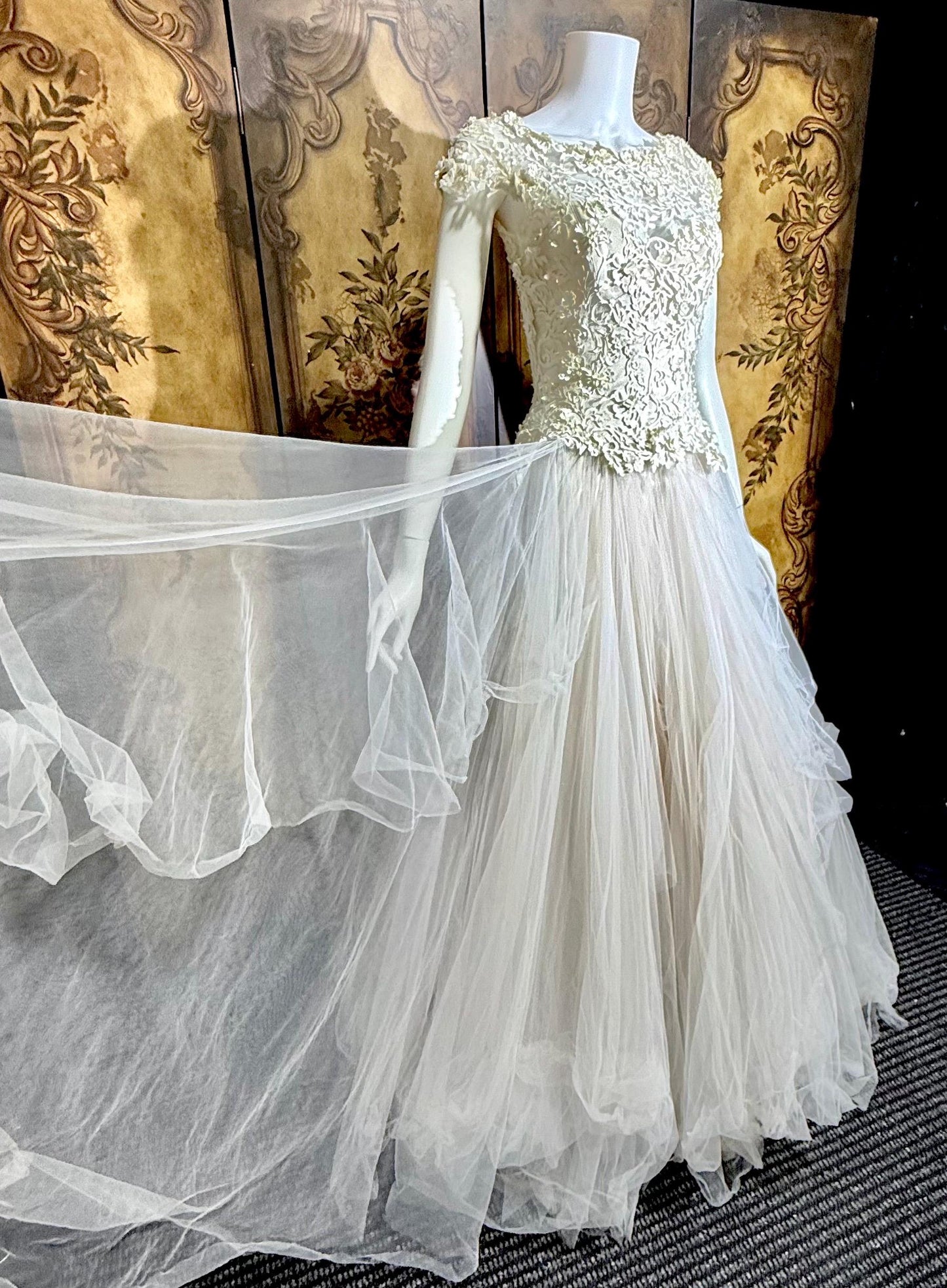 DAVID FIELDEN vintage wedding dress, Sposa Y2K cupcake tulle 3D cutwork bridal ball gown