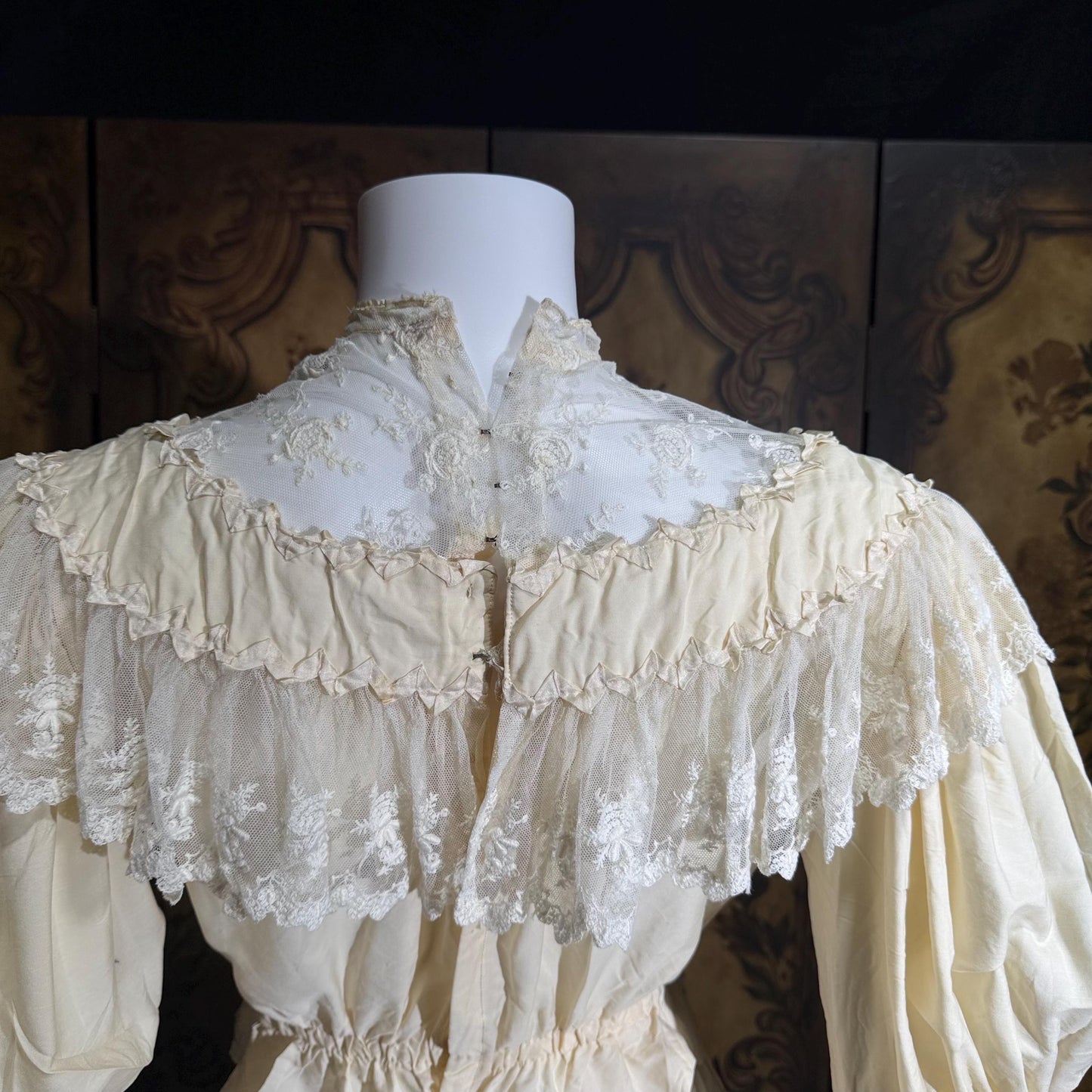 1906 Edwardian Victorian wedding dress, Vintage custom made white cotton high neck 4 pc gown