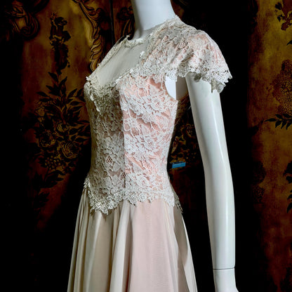 COUNTRY ELEGANCE vintage 1980s evening dress, Susan Lane Romantic Pink lace dress