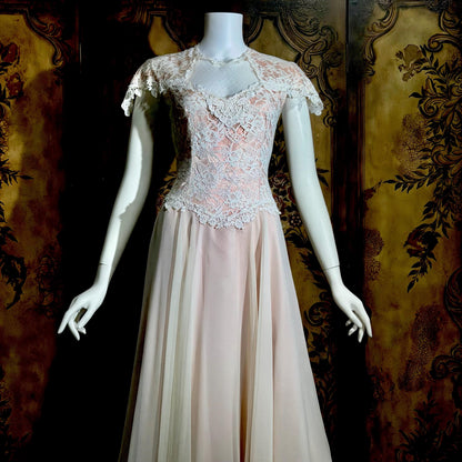 COUNTRY ELEGANCE vintage 1980s evening dress, Susan Lane Romantic Pink lace dress
