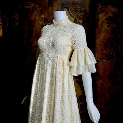 COURIERS vintage 1970s wedding prairie dress, white cotton eyelet flutter sleeve Boho maxi dress