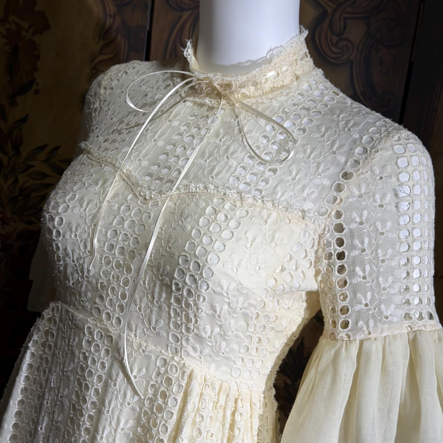 COURIERS vintage 1970s wedding prairie dress, white cotton eyelet flutter sleeve Boho maxi dress