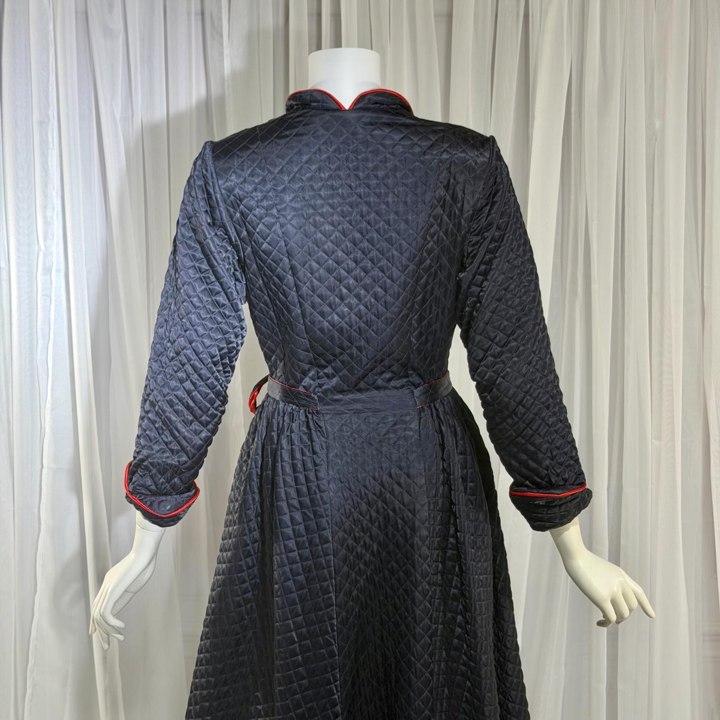 BARBIZON Vintage 1940s Dressing Gown Robe, Lady at Ease, Navy Blue Quilted Satin Housecoat