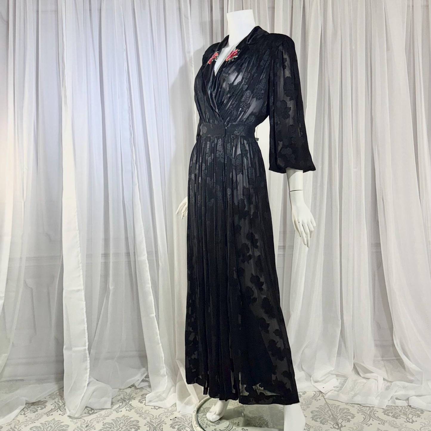 1940s Vintage Dressing Gown Robe, Sheer Black Floral Burnout maxi length Hostess Gown