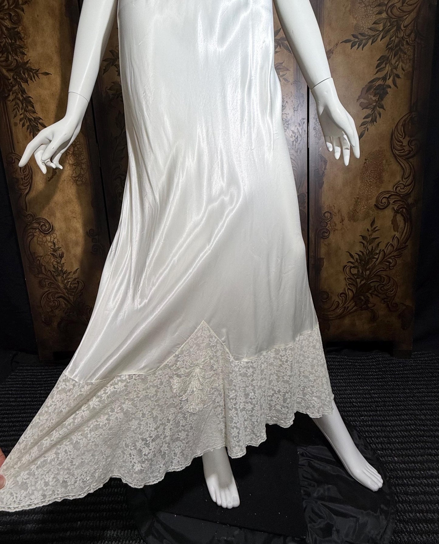 GODFRIED vintage 1930s Nightgown Slip Dress, Shiny white rayon lingerie dress