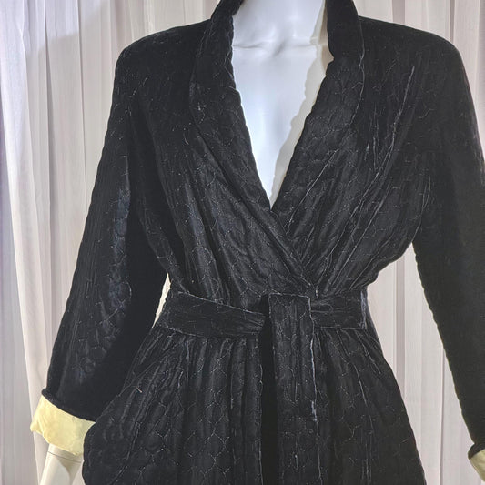 1940s Vintage Dressing Gown Robe, Black quilted velvet full length Housecoat