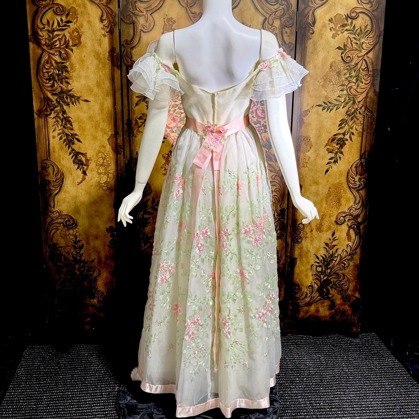 BIANCHI vintage wedding dress gown, 1960s white embroidered floral off should bridal gown