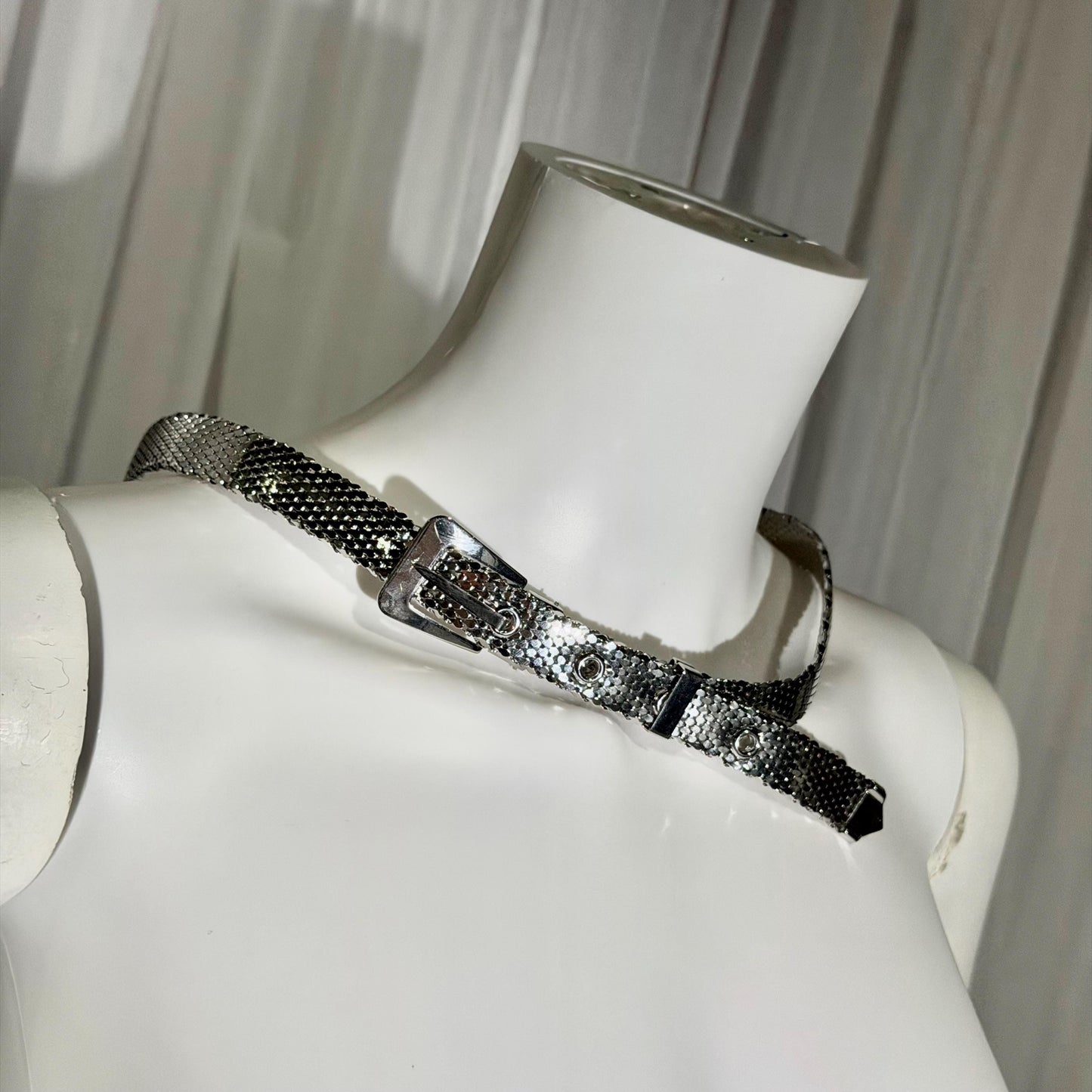 WHITING & DAVIS vintage 1970s belt, slinky disco shiny silver mesh belt