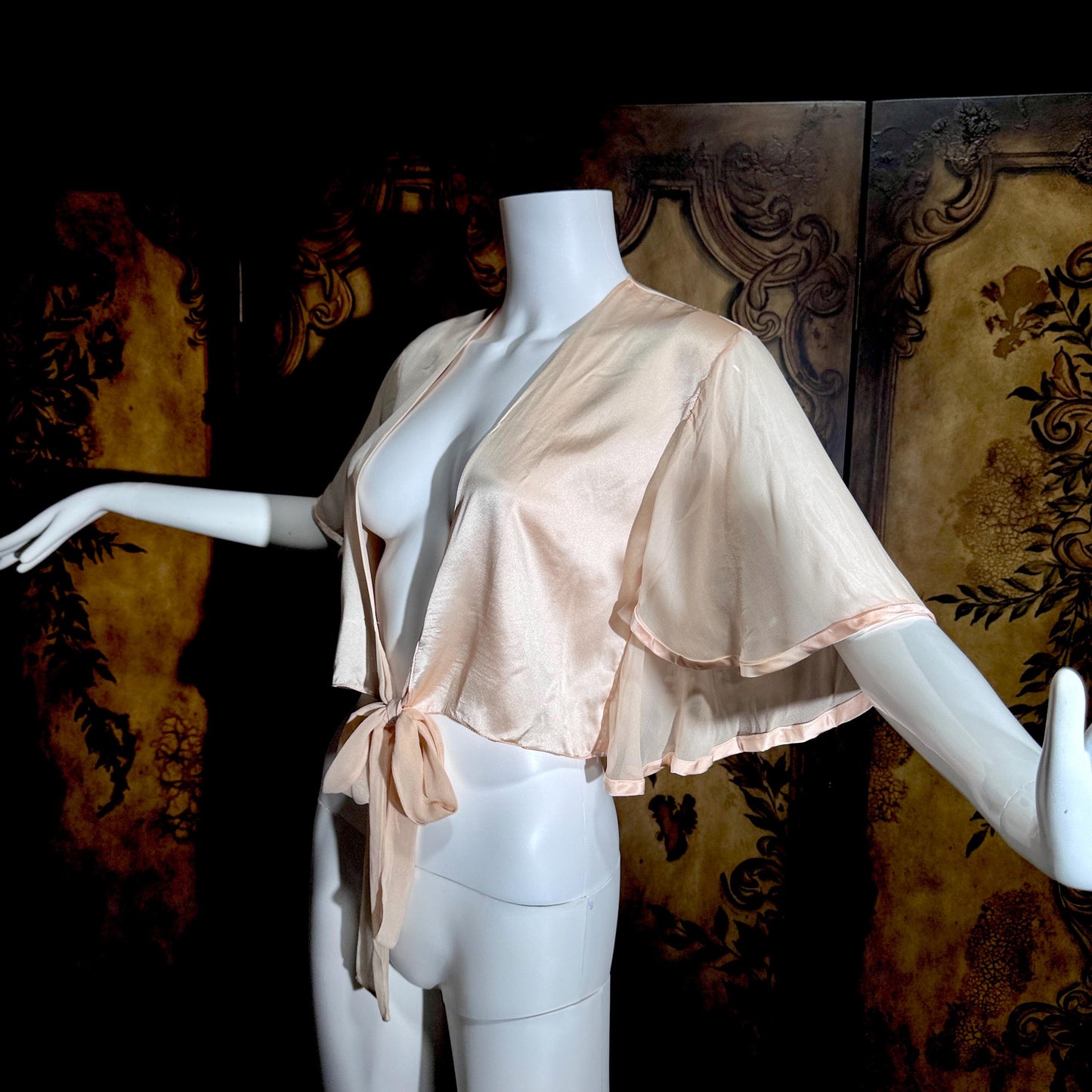 1980s vintage Silk bed jacket, Shiny peachy pink satin and chiffon evening jacket