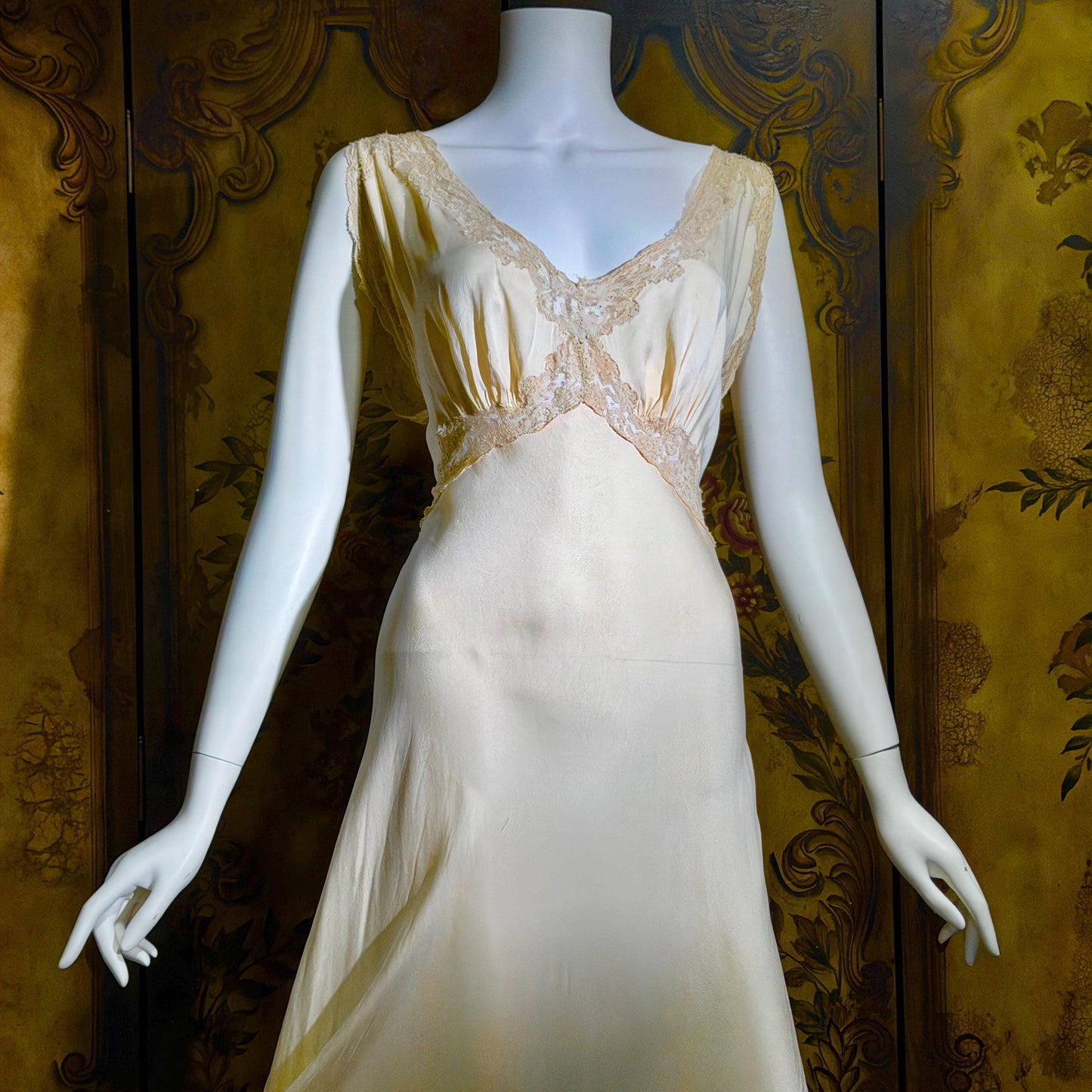 FISCHER vintage nightgown, PURE SILK 1930s Champagne bias cut lingerie slip dress