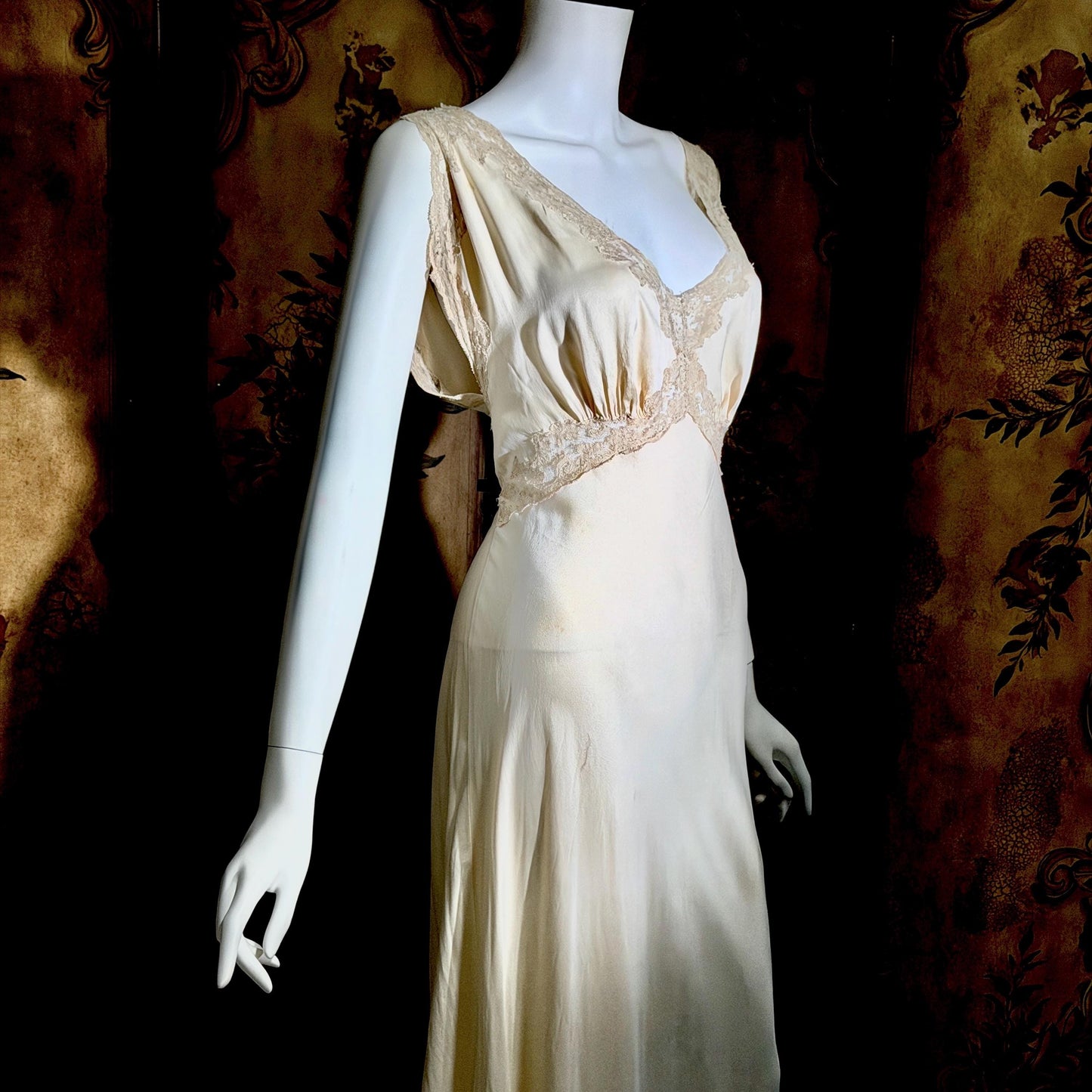 FISCHER vintage nightgown, PURE SILK 1930s Champagne bias cut lingerie slip dress