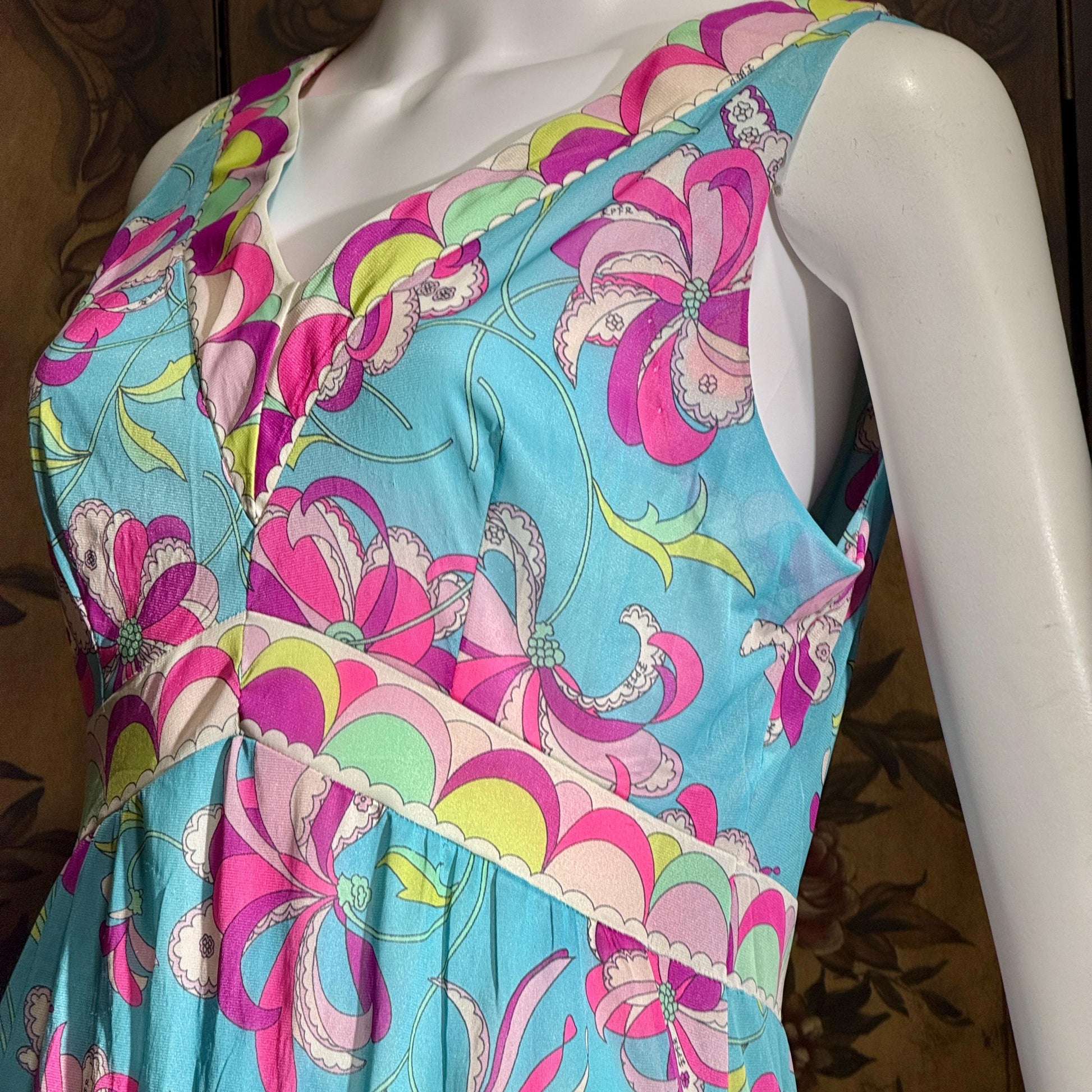 EMILIO PUCCI Vintage 1960s Formfit Rogers Slip dress, Op art nightgown – VINTAGE DRESS CLOSET