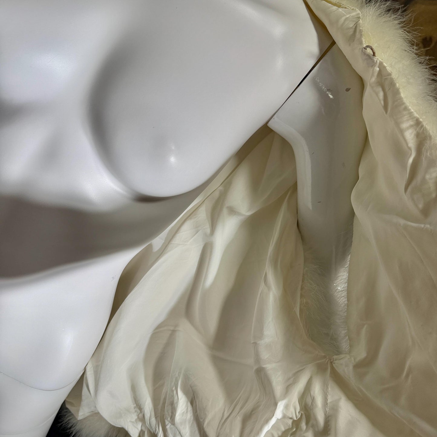 1970s Vintage Marabou feather cape jacket, Snowy white disco bridal capelet evening stole