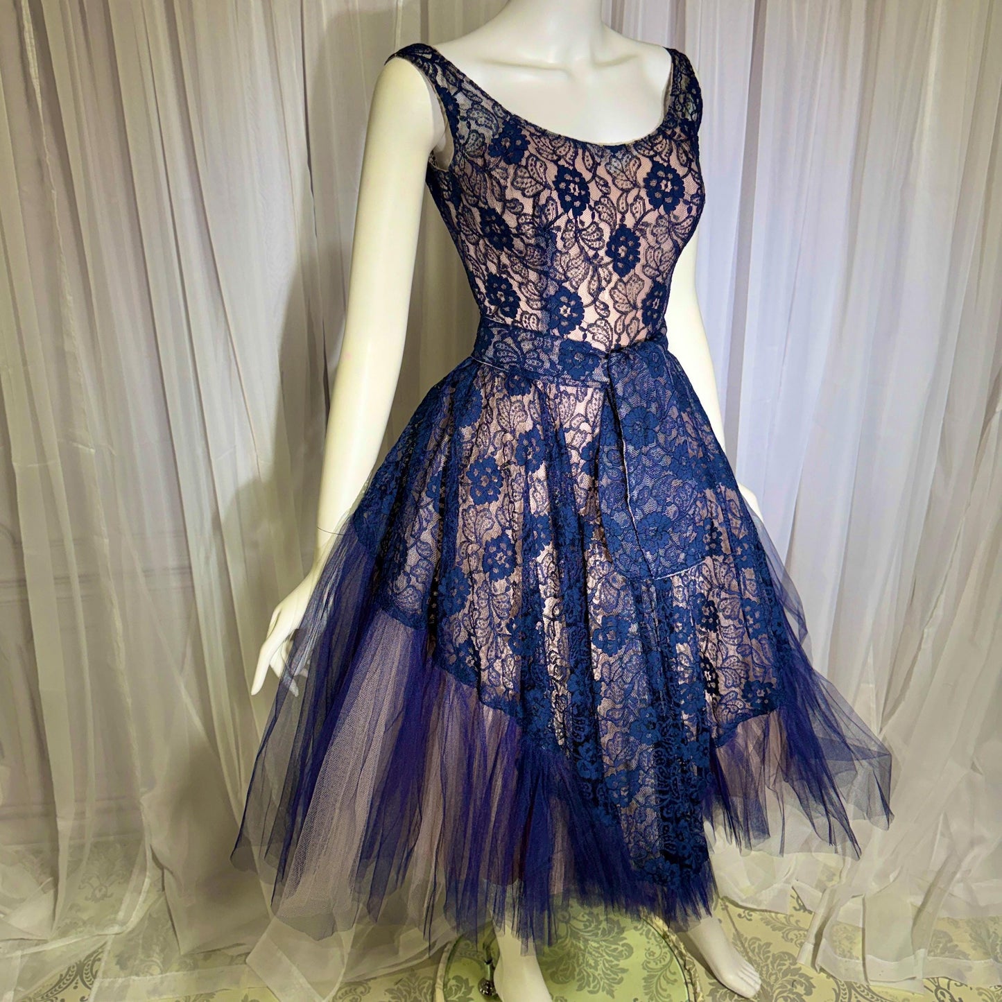 WILL STEINMAN vintage 1950s party dress, Navy blue and Pink lace and net cupcake short cocktail dress