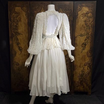 BONNIE STRAUSS Vintage 1970s dress, White Cotton Ruffle Dress Bishop Sleeves