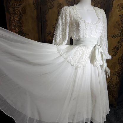 BONNIE STRAUSS Vintage 1970s dress, White Cotton Ruffle Dress Bishop Sleeves