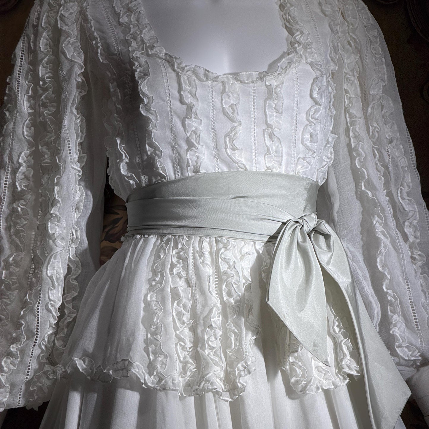 BONNIE STRAUSS Vintage 1970s dress, White Cotton Ruffle Dress Bishop Sleeves