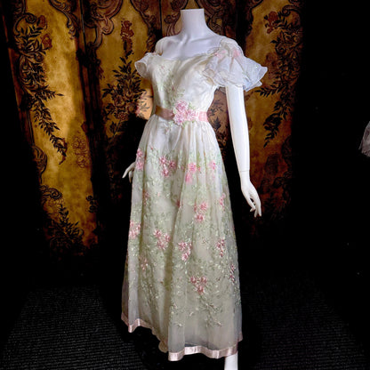 BIANCHI vintage wedding dress gown, 1960s white embroidered floral off should bridal gown