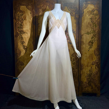 SAKS FIFTH AVENUE Vintage 1950s peignoir set, Dusty Pink chiffon bridal nightgown lingerie slip dress and robe