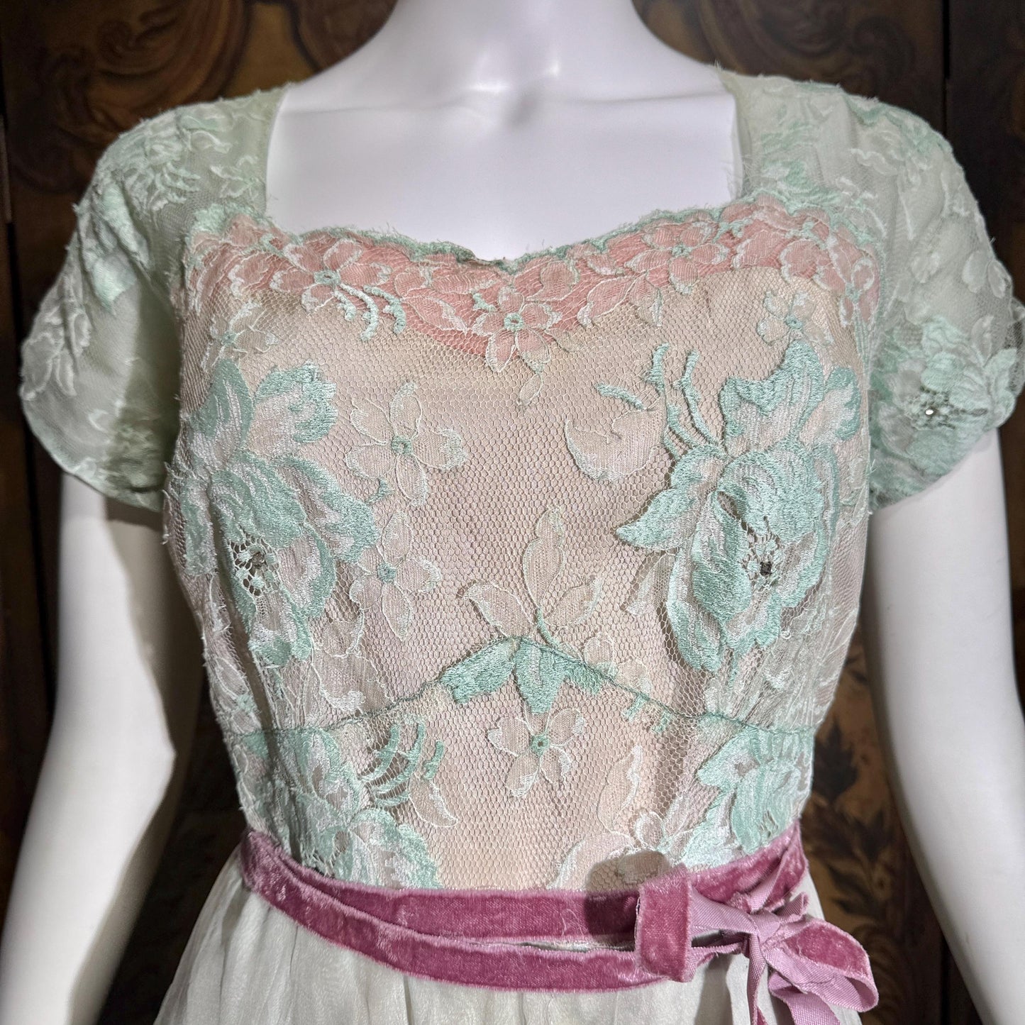 1930s Vintage Evening dress gown, Green Pink Organza Lace gown, Large