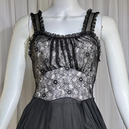 YOLANDE Vintage Nightgown Slip dress, 1950s Black Nylon short lingerie dress