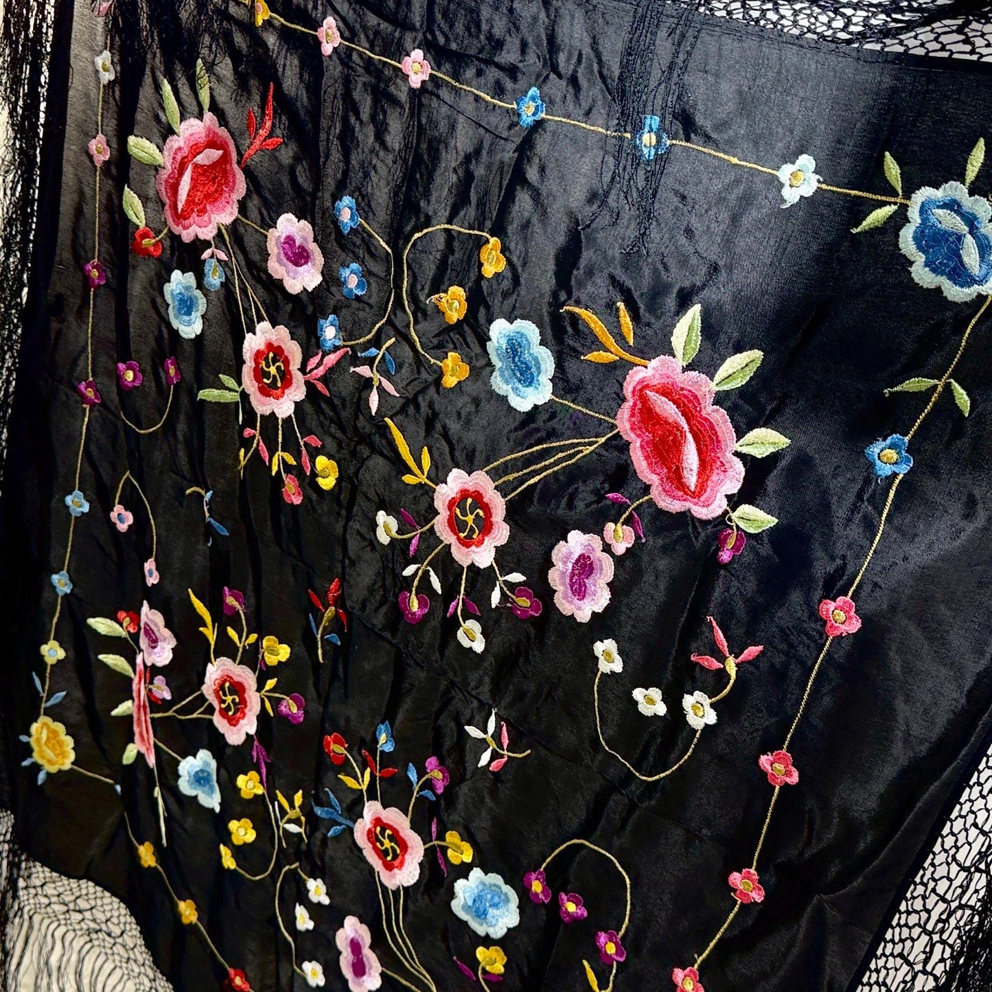 1960s Vintage Spanish Shawl, Black Embroidered Roses Fringe wrap, Piano shawl, 38 inches