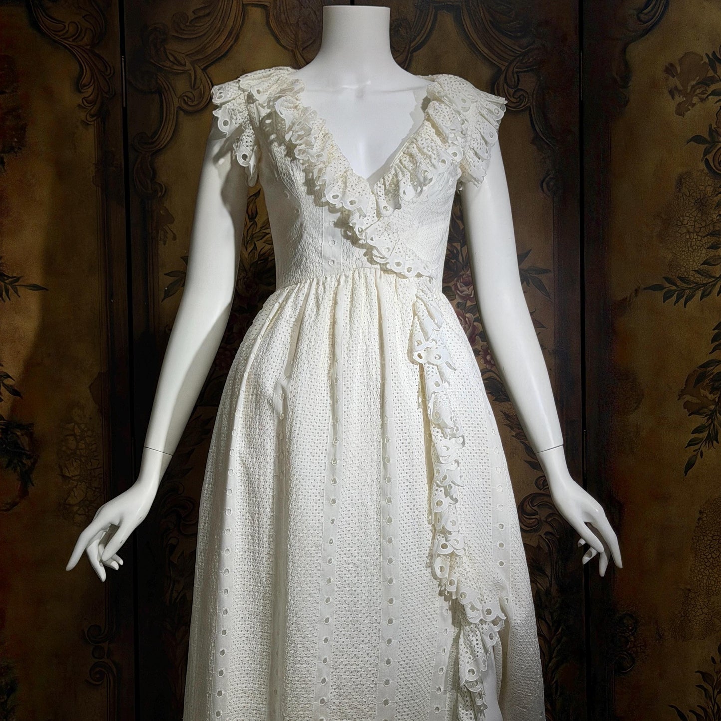 VICTOR COSTA Vintage 1970s dress, White Cotton Eyelet Ruffle Maxi Boho Wedding