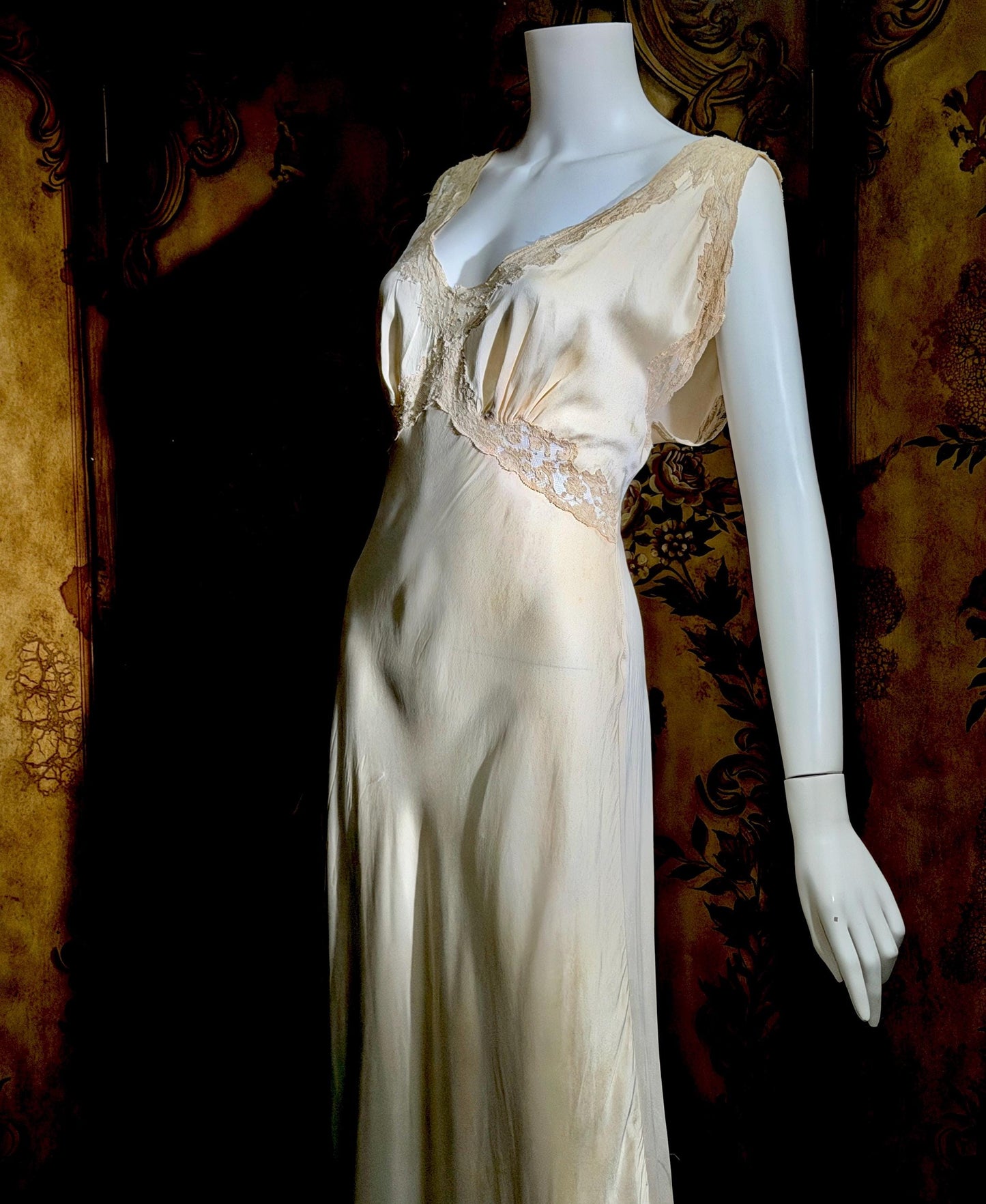FISCHER vintage nightgown, PURE SILK 1930s Champagne bias cut lingerie slip dress