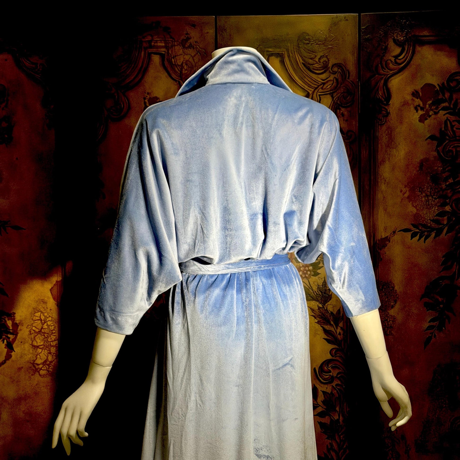 Vintage LUCIE ANN BEVERLY Hills Hostess dress, 1970s Blue velour lounge dressing gown