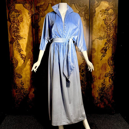 Vintage LUCIE ANN BEVERLY Hills Hostess dress, 1970s Blue velour lounge dressing gown