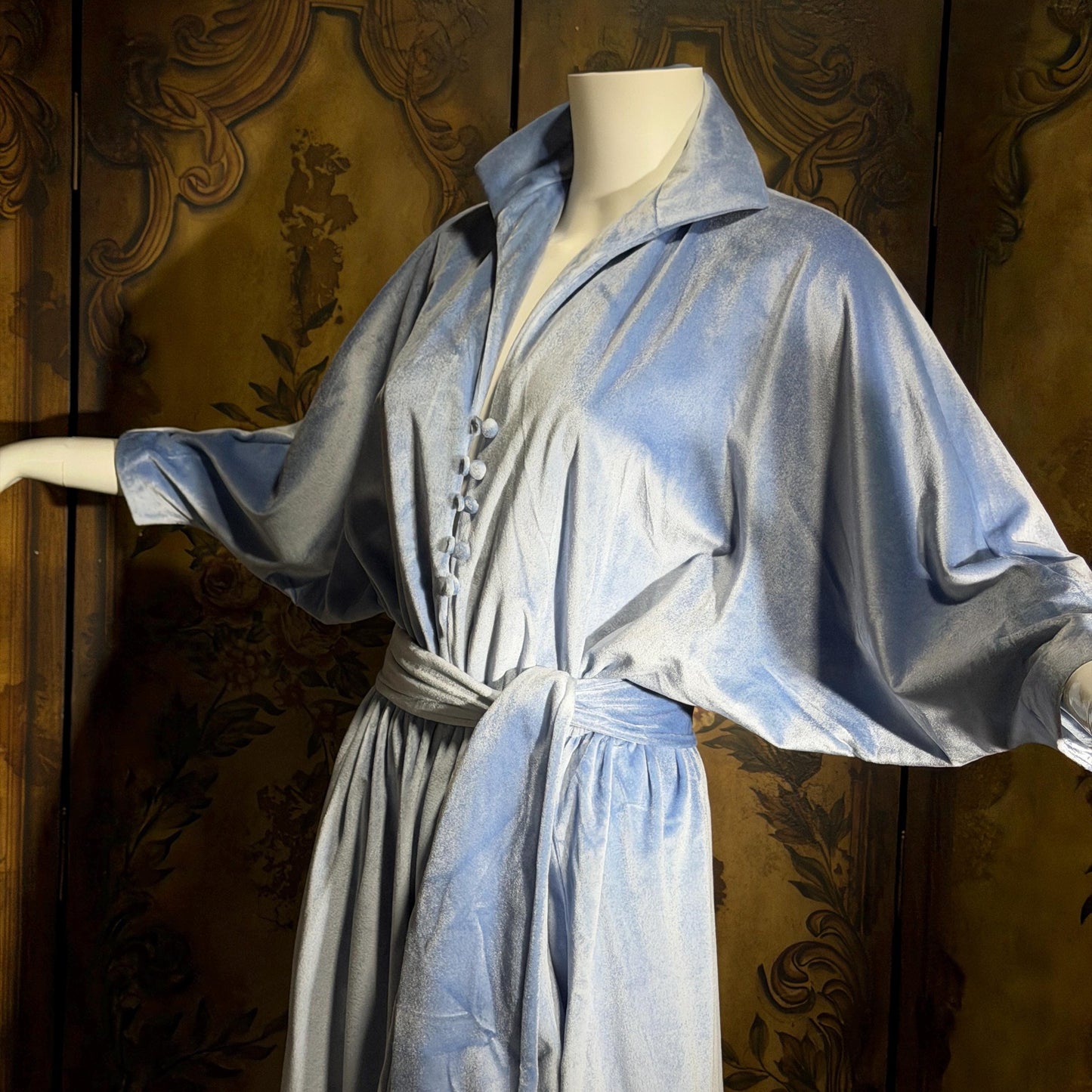 Vintage LUCIE ANN BEVERLY Hills Hostess dress, 1970s Blue velour lounge dressing gown