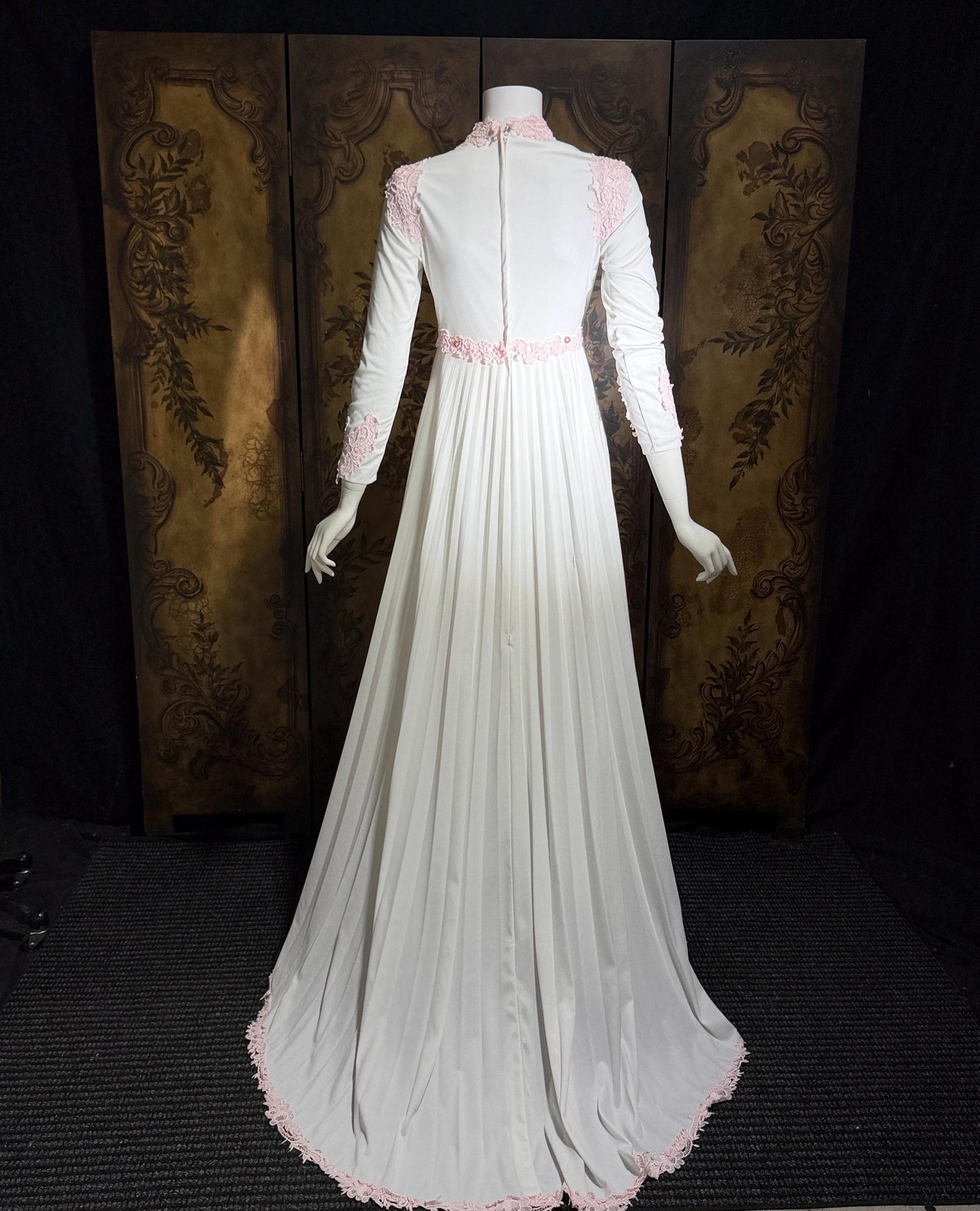 Vintage 1970s wedding dress gown, White pleated high neck jersey knit gown & train
